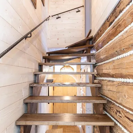 Moja Nad Potokiem 1868 アパート *