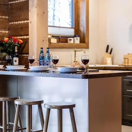 アパート Moja Nad Potokiem 1868 ザコパネ